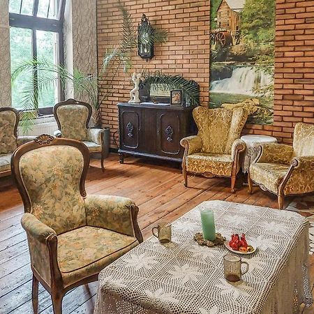 Cozy Home In Raciaski Mlyn With Kitchen Raciaz Exterior foto